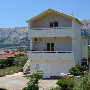 https://apartments-ivana-baska.primorje-gorskikotar.com