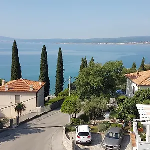 https://villa-crikvenica.primorje-gorskikotar.com